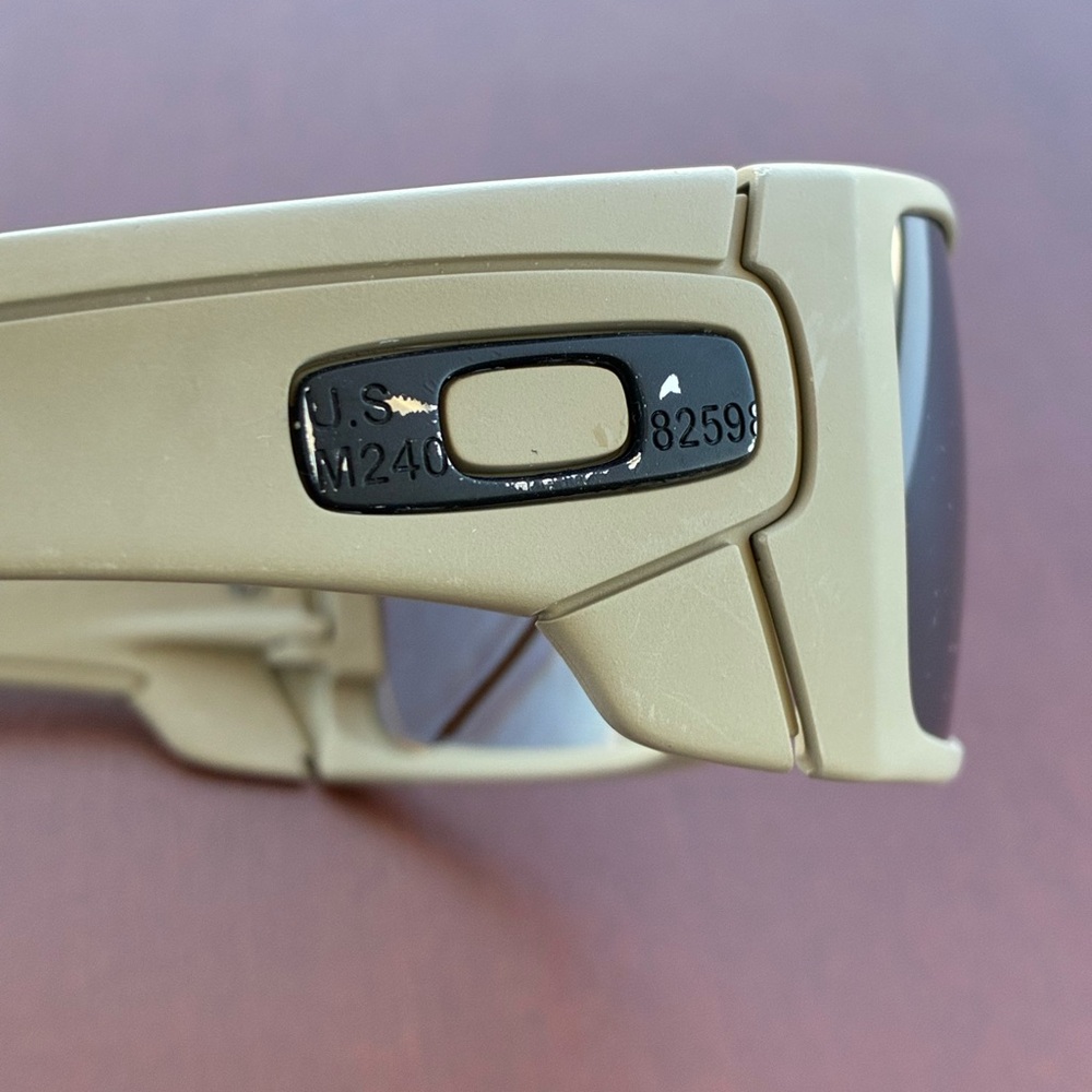 Oakley Glasses - Picture 8 of 15